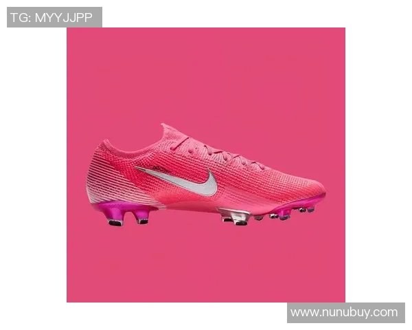 适合女性足球明星后卫的高性能球鞋推荐与选购指南